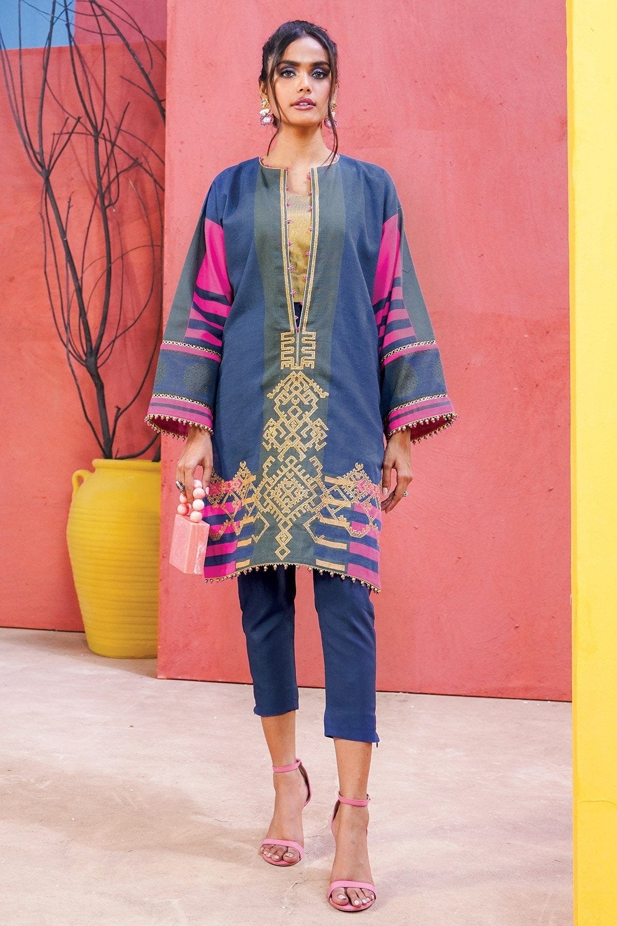 2 Pc Embroidered Khaddar Suit With Khaddar Trouser