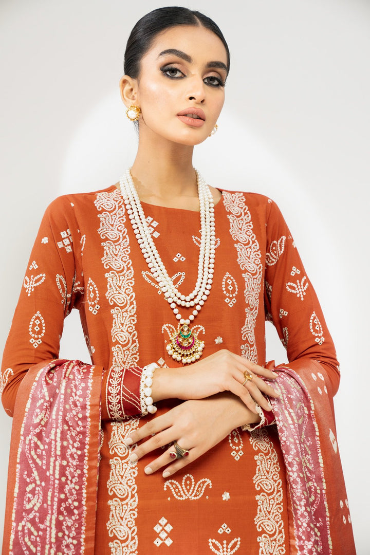 3 Pc Embroidered Khaddar Suit With Cotton Silk Dupatta