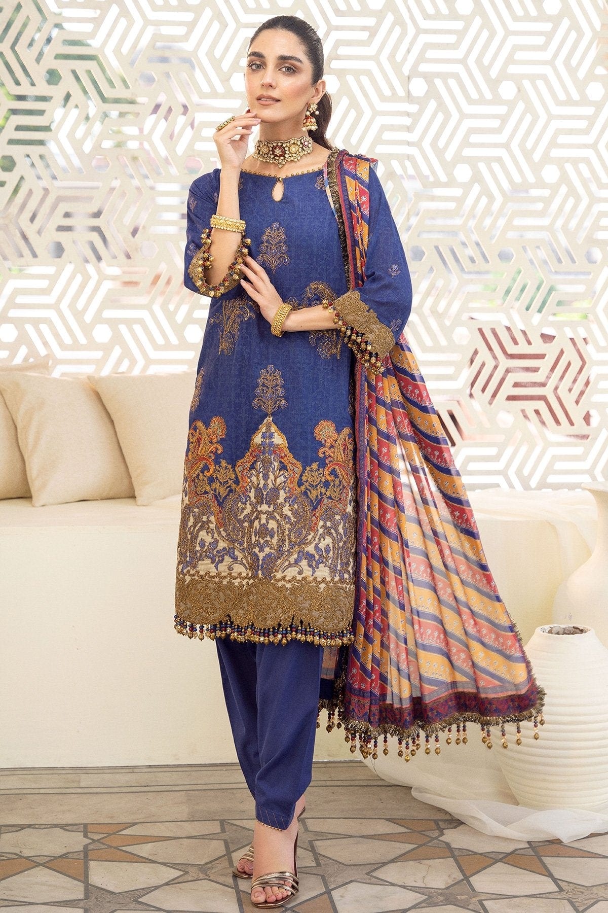 3 Pc Embroidered Slub Suit With Silk Dupatta