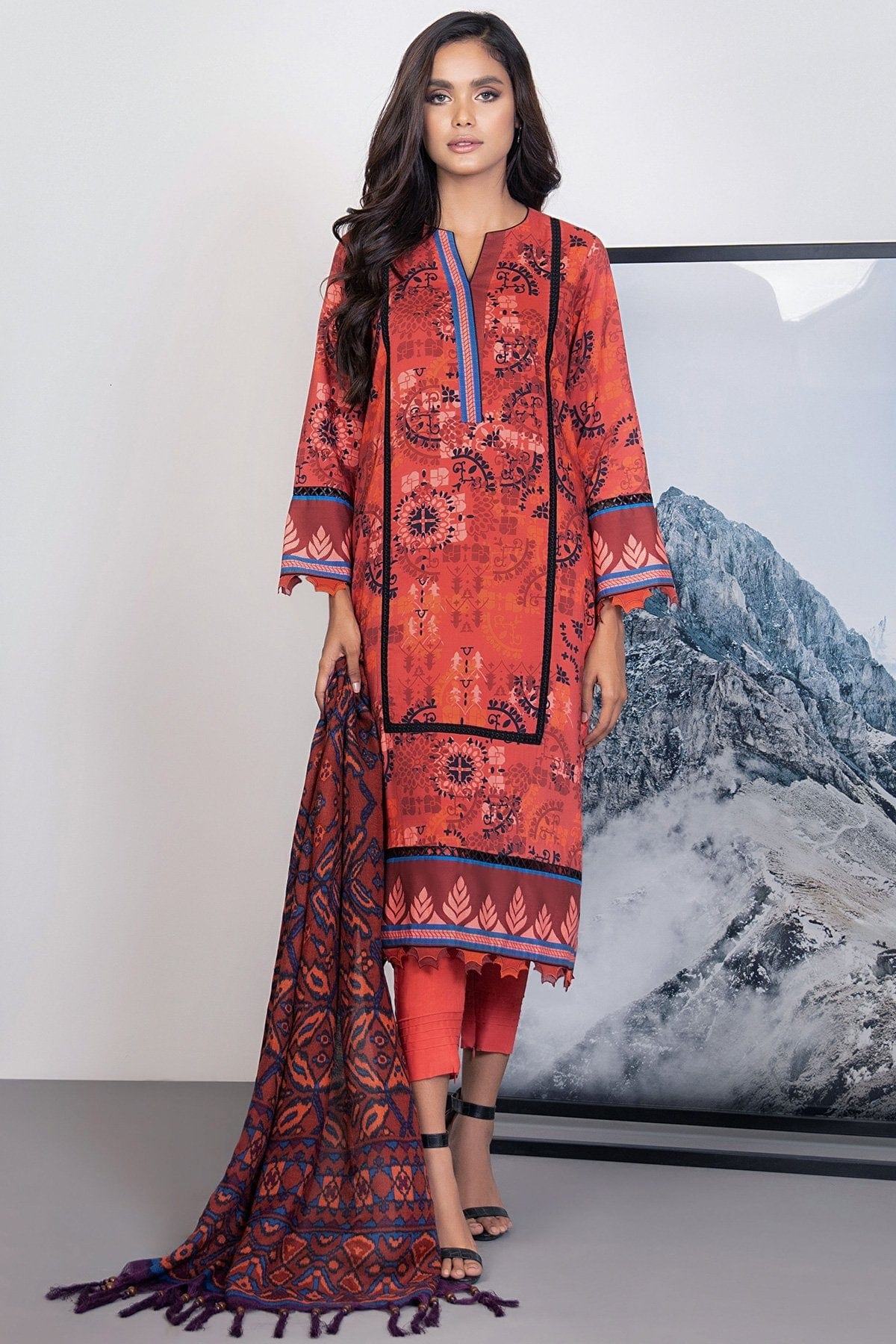 3 Pc Printed Viscose Suit With Shawl