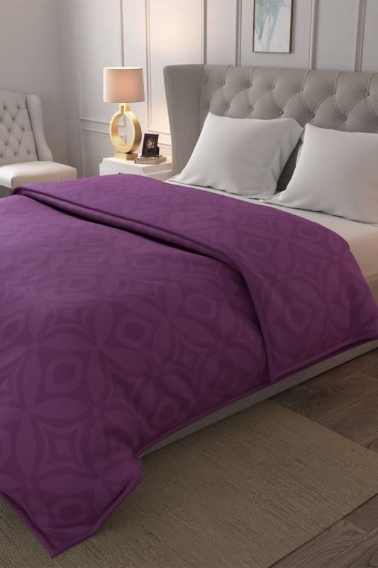 Dyed Cotton Jacquard Matelass? Bedspread