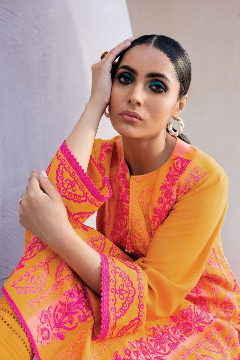 2 Pc Embroidered Khaddar Suit With Khaddar Trouser